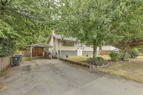 10950 Oriole Dr, Surrey, BC, V3R5A6 | Card Image