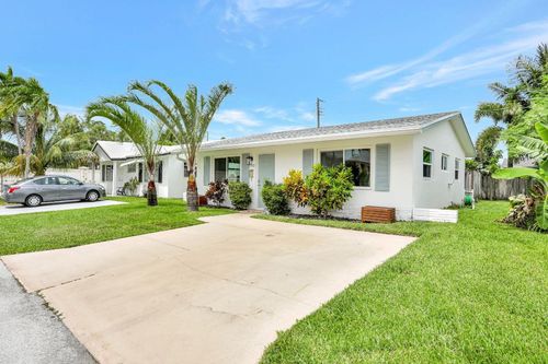 4902 Nw 27 Way, Tamarac, FL, 33309 | Card Image