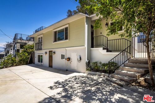 8876 Wonderland Ave, Los Angeles, CA, 90046-1450 | Card Image