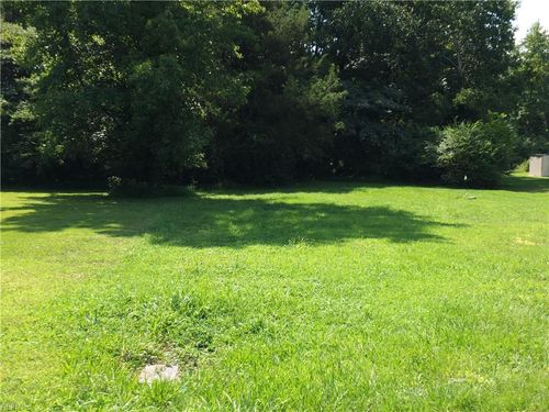 108 Pine Street, Wakefield, VA, 23888 | Card Image