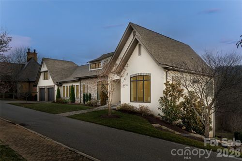 22 Snap Dragon Ct, Asheville, NC, 28804-5004 | Card Image