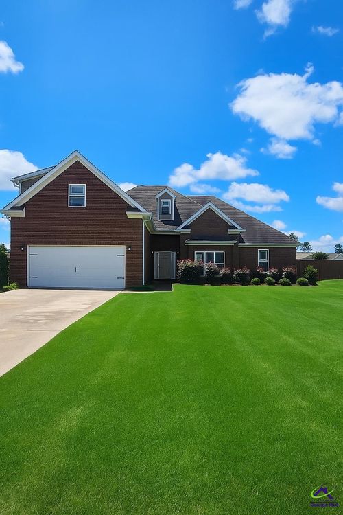 904 Rainbow Springs Rd., Macon, GA, 31216 | Card Image