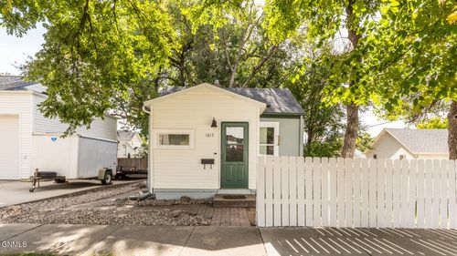 1615 E Avenue B, Bismarck, ND, 58501 | Card Image