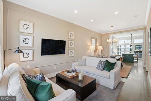 406 13th Street Se, WASHINGTON, DC, 20003 | Card Image