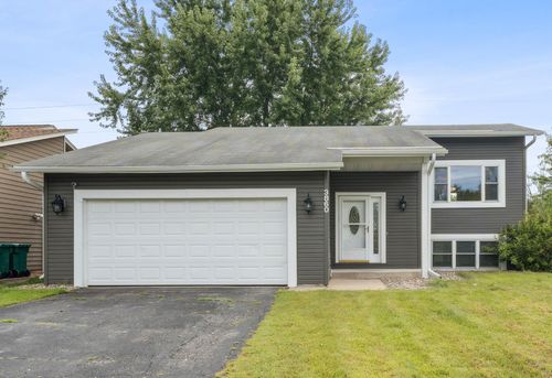 3860 Westbury Ln, Eagan, MN, 55123-3072 | Card Image