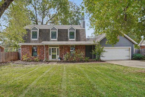 707 Utica St, Broken Arrow, OK, 74011-2046 | Card Image