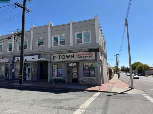 995 East St, Pittsburg, CA, 94565-2517 | Card Image