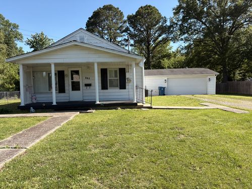 114 W Parrish Street, Benton, IL, 62812 | Card Image