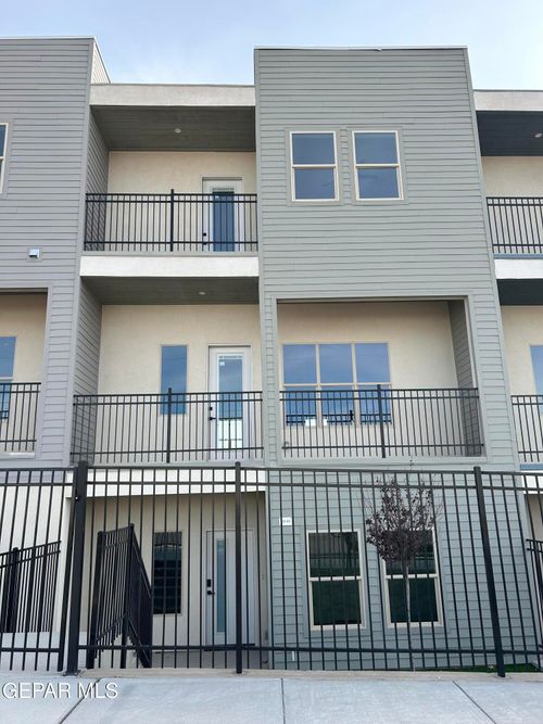 3-201 Desert Pass St, El Paso, TX, 79912 | Card Image