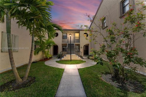 11344-11344 Taft St, Pembroke Pines, FL, 33026-2134 | Card Image