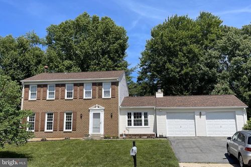 11309 Brandy Hall Ln, NORTH POTOMAC, MD, 20878-2533 | Card Image