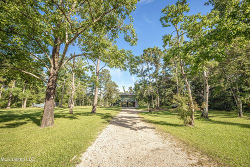 10296 Road 252, Biloxi, MS, 39532-9507 | Card Image