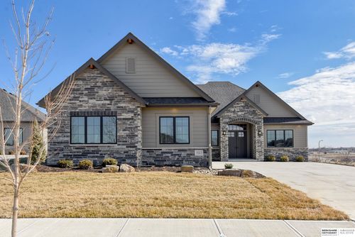 3111 S 209th St, Elkhorn, NE, 68022-3495 | Card Image