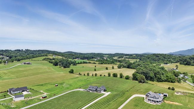 313 Treadway Trl, House other with 3 bedrooms, 3 bathrooms and null parking in Jonesborough TN | Image 61