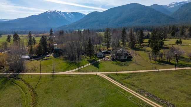 3233 Water Wheel Ln, House other with 3 bedrooms, 3 bathrooms and null parking in Victor MT | Image 38