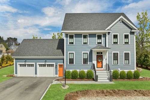 45 Artwill Ave, Portsmouth, NH, 03801-5401 | Card Image