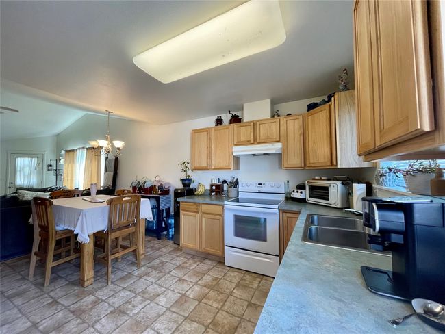 50 Rockefeller Dr, Townhouse with 3 bedrooms, 2 bathrooms and null parking in Kalispell MT | Image 4