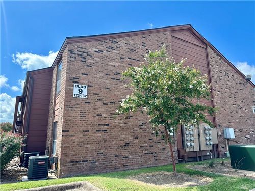 apt-126-904 University Oaks Blvd, College Station, TX, 77840-3512 | Card Image