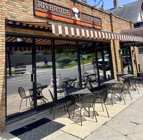 255 S Main Street, West Bend, WI, 53095 | Card Image