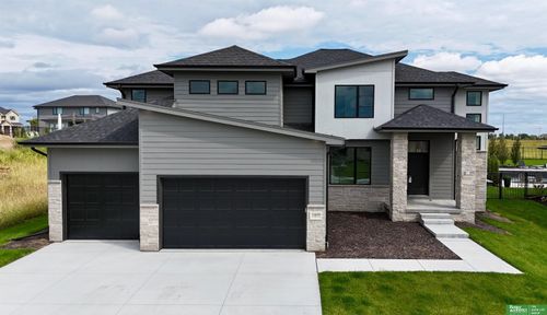 5409 N 196th Ave, Elkhorn, NE, 68022-5390 | Card Image