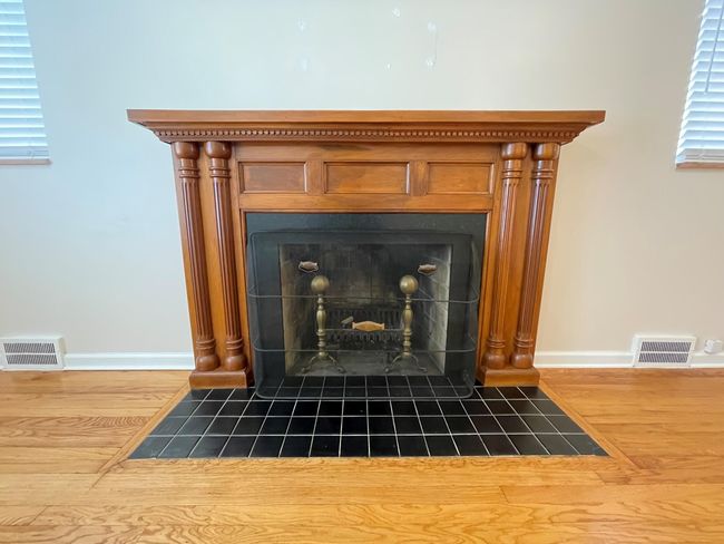 Harvard Fireplace | Image 4