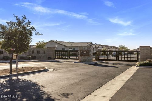 5529 E Via Caballo Blanco, Cave Creek, AZ, 85331-2561 | Card Image