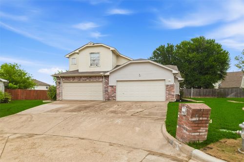 1001 Brenner Ct, Arlington, TX, 76017-6337 | Card Image