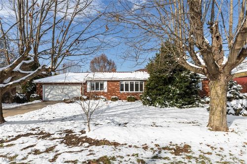 70828 Crescent Rd, Saint Clairsville, OH, 43950-9348 | Card Image