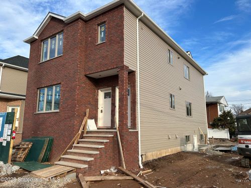 465 Stewart Ave, Staten Island, NY, 10314-1937 | Card Image