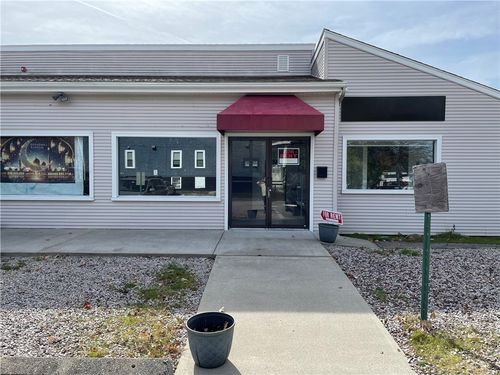 60 Fortin Rd, Kingston, RI, 02881-1441 | Card Image