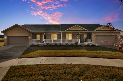 1723 Chippewa Way, Mt. Pleasant, MI, 48858-5432 | Card Image