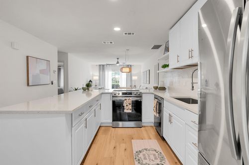 8799 Bella Vista Dr, Boca Raton, FL, 33433-1810 | Card Image