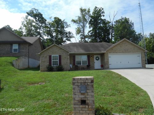 4627 Bella Capri Ln, Knoxville, TN, 37918-6849 | Card Image