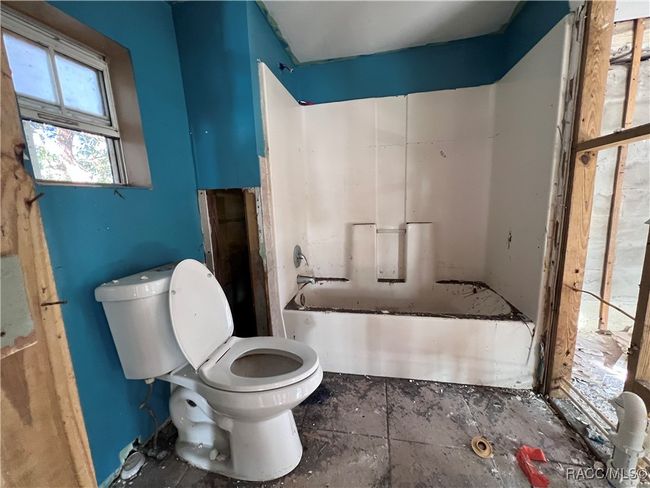 49 63 Rd St, House other with 3 bedrooms, 1 bathrooms and 1 parking in Yankeetown FL | Image 10
