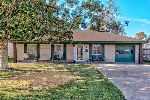 812 S 1st 1/2 St, Nederland, TX, 77627 | Card Image