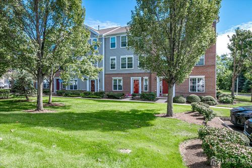 39 Rojewski Way, Parlin, NJ, 08859-3170 | Card Image