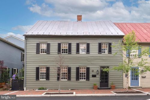 422 S Loudoun St, WINCHESTER, VA, 22601-4640 | Card Image