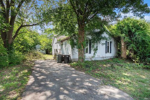 1819 N Sheridan St, South Bend, IN, 46628-1524 | Card Image