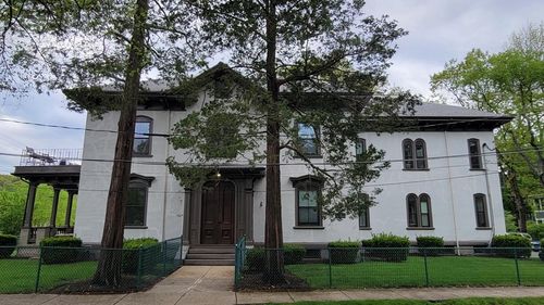 apt-4-73 Elm Rd, Newton, MA, 02460-2118 | Card Image