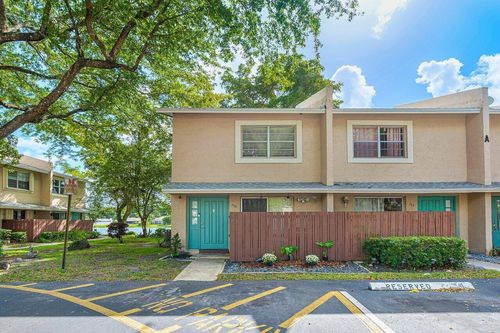 756 Banks Rd, Coconut Creek, FL, 33063-4658 | Card Image
