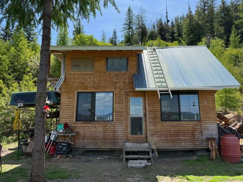 3774-C Daisy Mine Rd, Rice, WA, 99167-5100 | Card Image