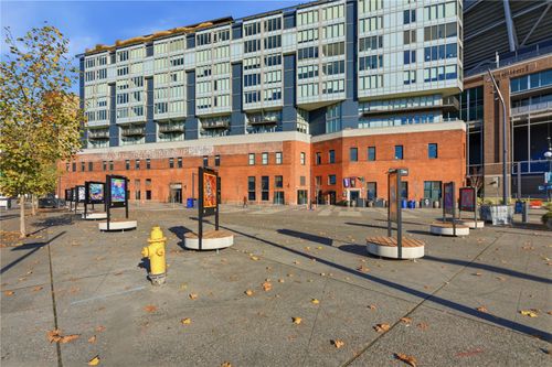 613-590 1st Ave S, Seattle, WA, 98104-3775 | Card Image