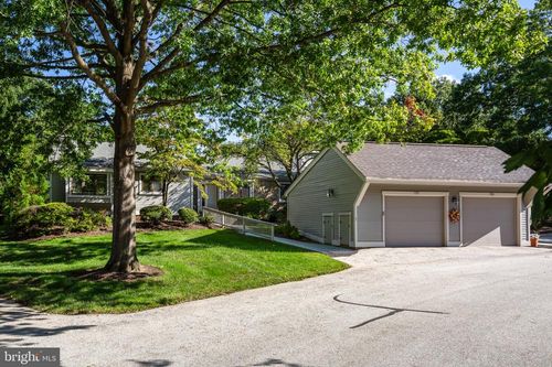 735 Inverness Dr, WEST CHESTER, PA, 19380-6882 | Card Image