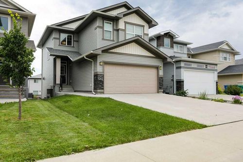 567 Moonlight Lane W, Lethbridge, AB, T1J5M1 | Card Image