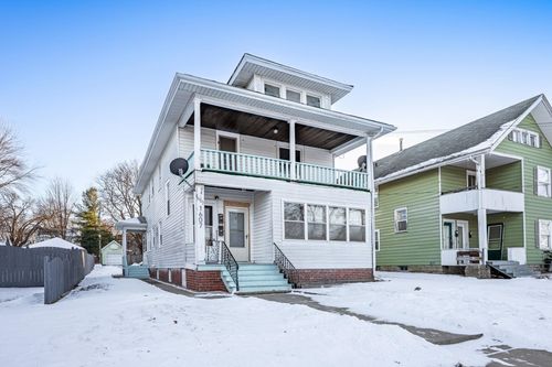 1607 7th Ave, ROCKFORD, IL, 61104-3207 | Card Image