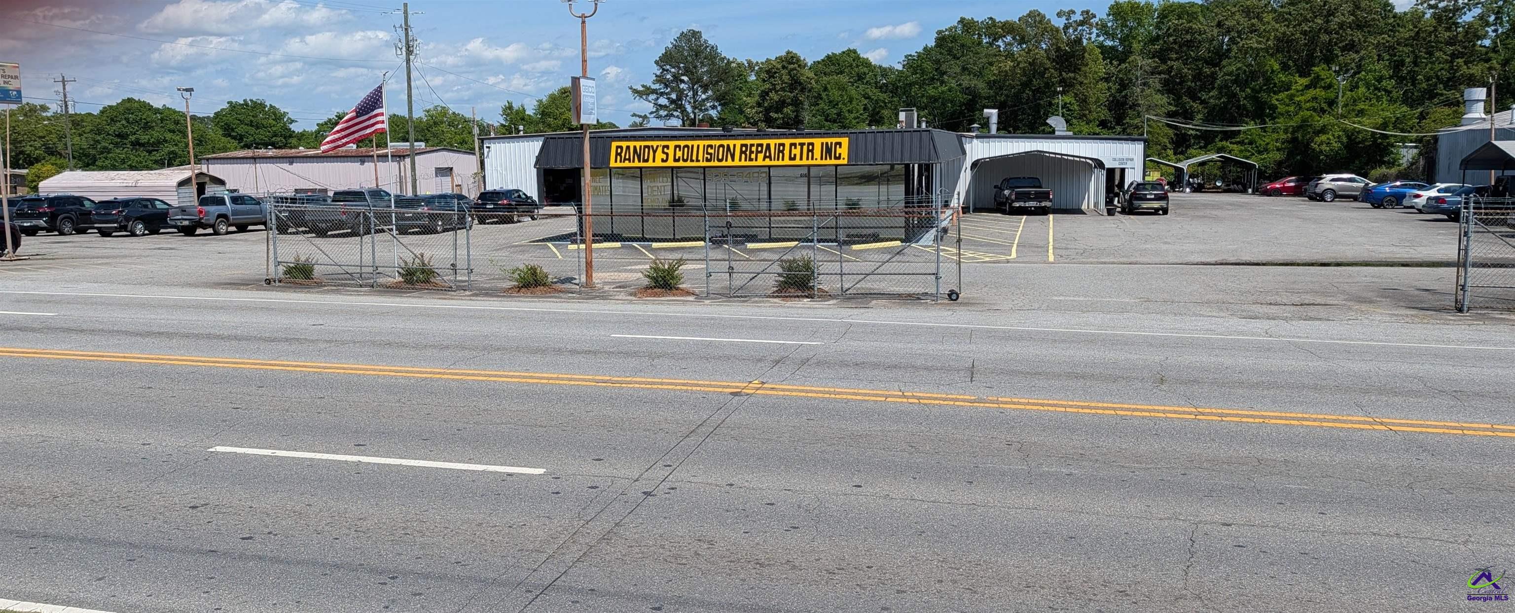 616 N Davis Dr, Warner Robins, GA 31088