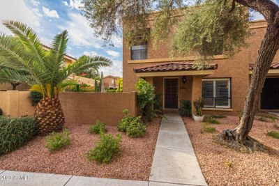 3 - 10425 N 11 Th Street, Townhouse with 2 bedrooms, 2 bathrooms and null parking in Phoenix AZ | Image 2