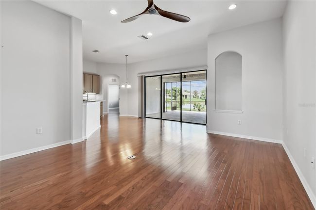 5303 Moon Shell Dr, House other with 4 bedrooms, 3 bathrooms and null parking in APOLLO BEACH FL | Image 33