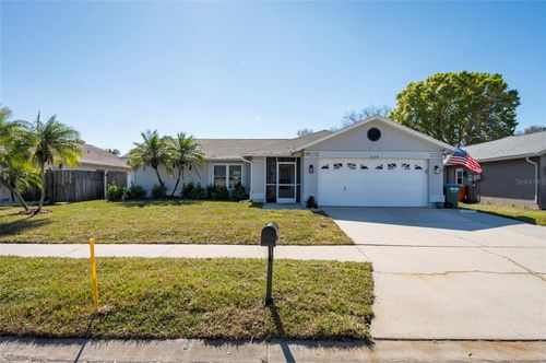 8194 124th Ter, LARGO, FL, 33773-2921 | Card Image
