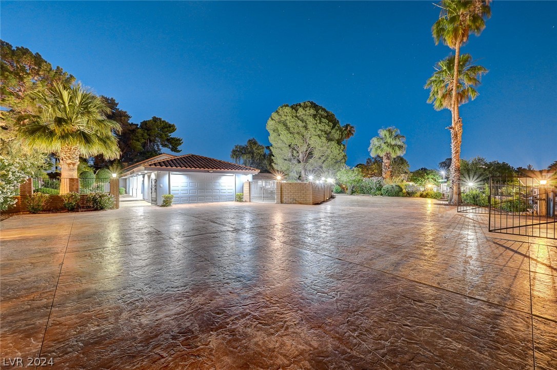 Montecito Dr, Las Vegas, NV 89120